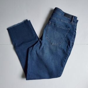 NEW* NICOLE MILLER High Rise Blue Jeans Ankle Slim Size 12 Cut Off Slits Cozy